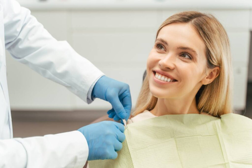 Dental Fillings vs. Crowns: Which One Is Right for You?